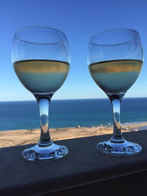 Beach Front Apartment With Stunning Ocean Views! Costa Calma Luaran gambar