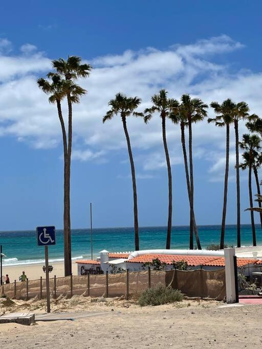 Beach Front Apartment With Stunning Ocean Views! Costa Calma Luaran gambar